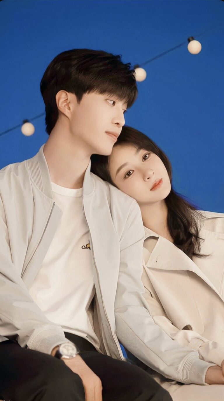 Yêu Đương Qua Mạng Với Sếp