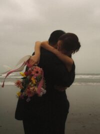 Ảnh bìa của Hợp Đồng Hết Hạn, Hôn Nhân Kết Thúc