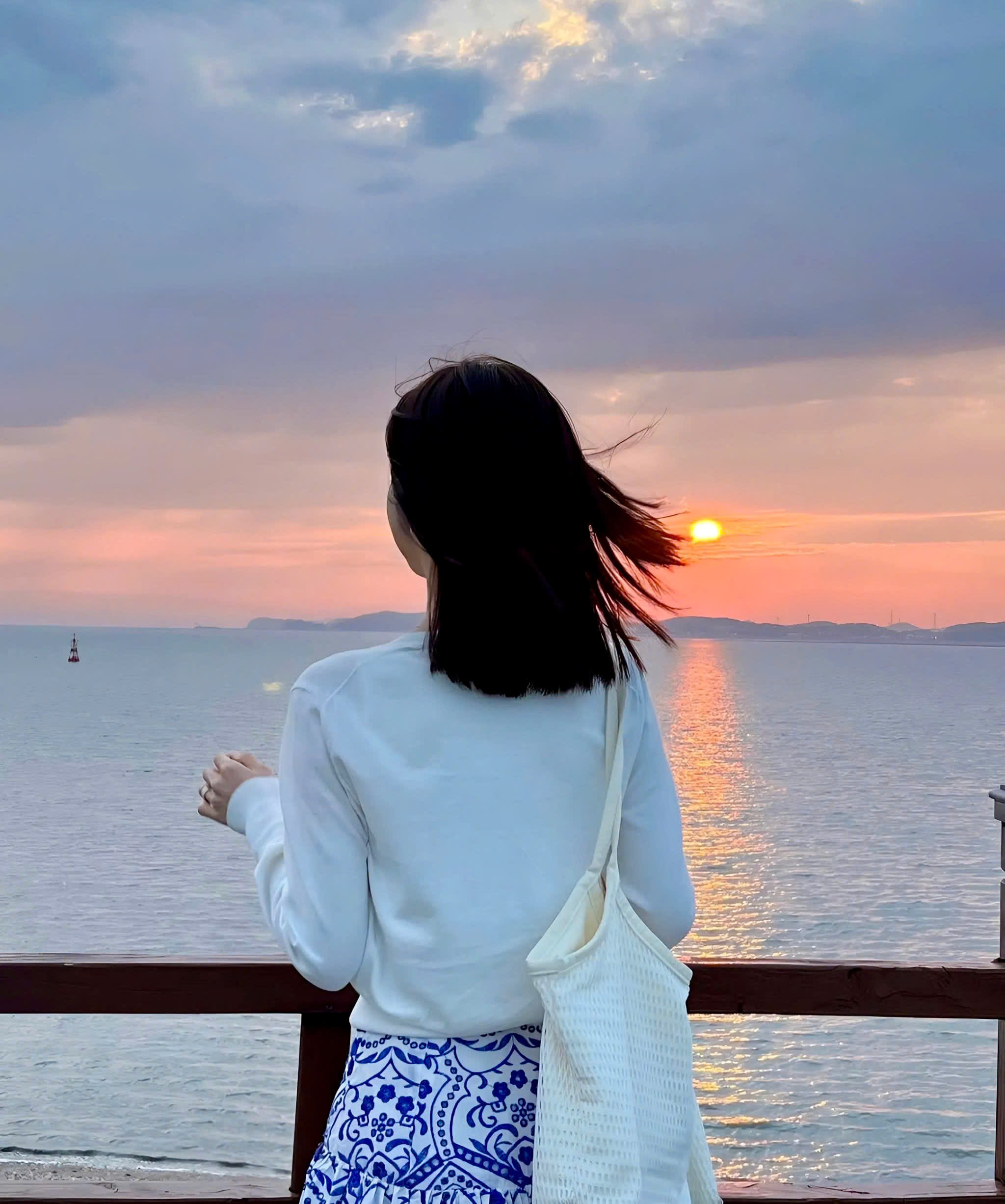 Để Quên Bệnh Án, Tôi Trở Thành Người Đã Khuất