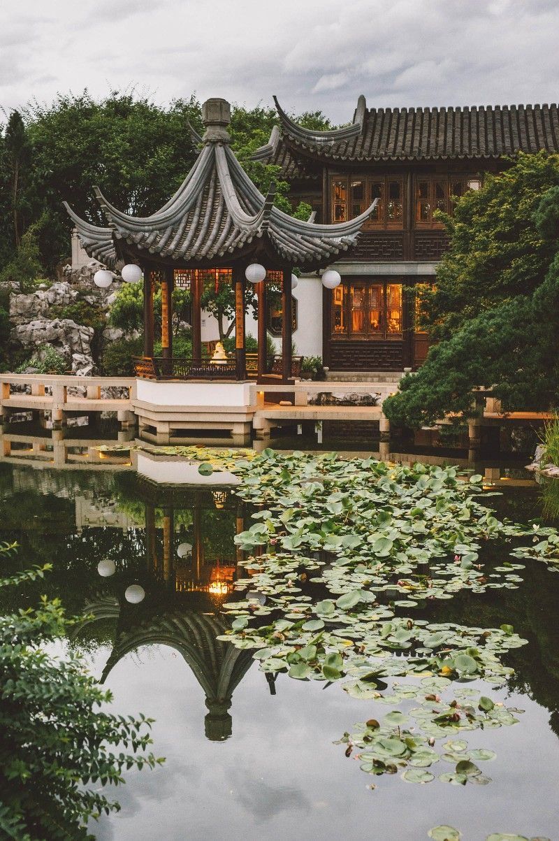 Kẻ Chiến Thắng Định Mệnh