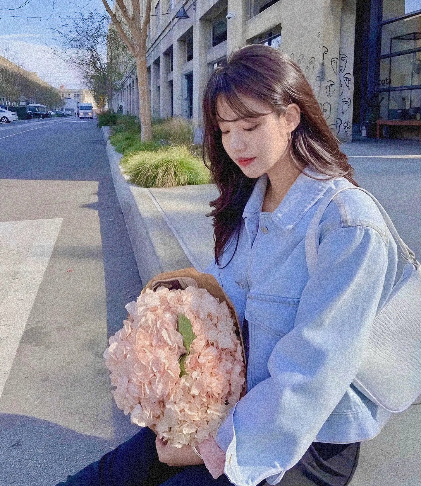 Ai Mới Là Con Dâu