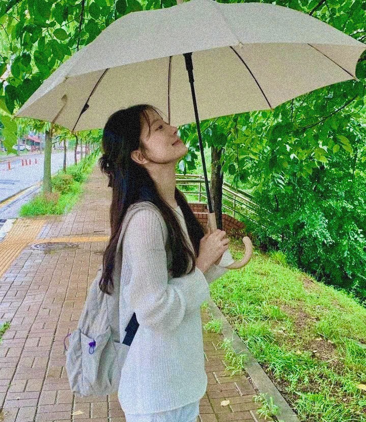 Tôi Chỉ Muốn Sống Bình Yên