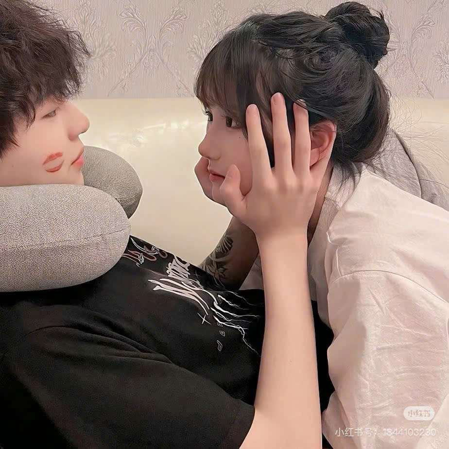 Tôi Lấy Kẻ Từng Gọi Tôi Là Cái Gai Trong Mắt