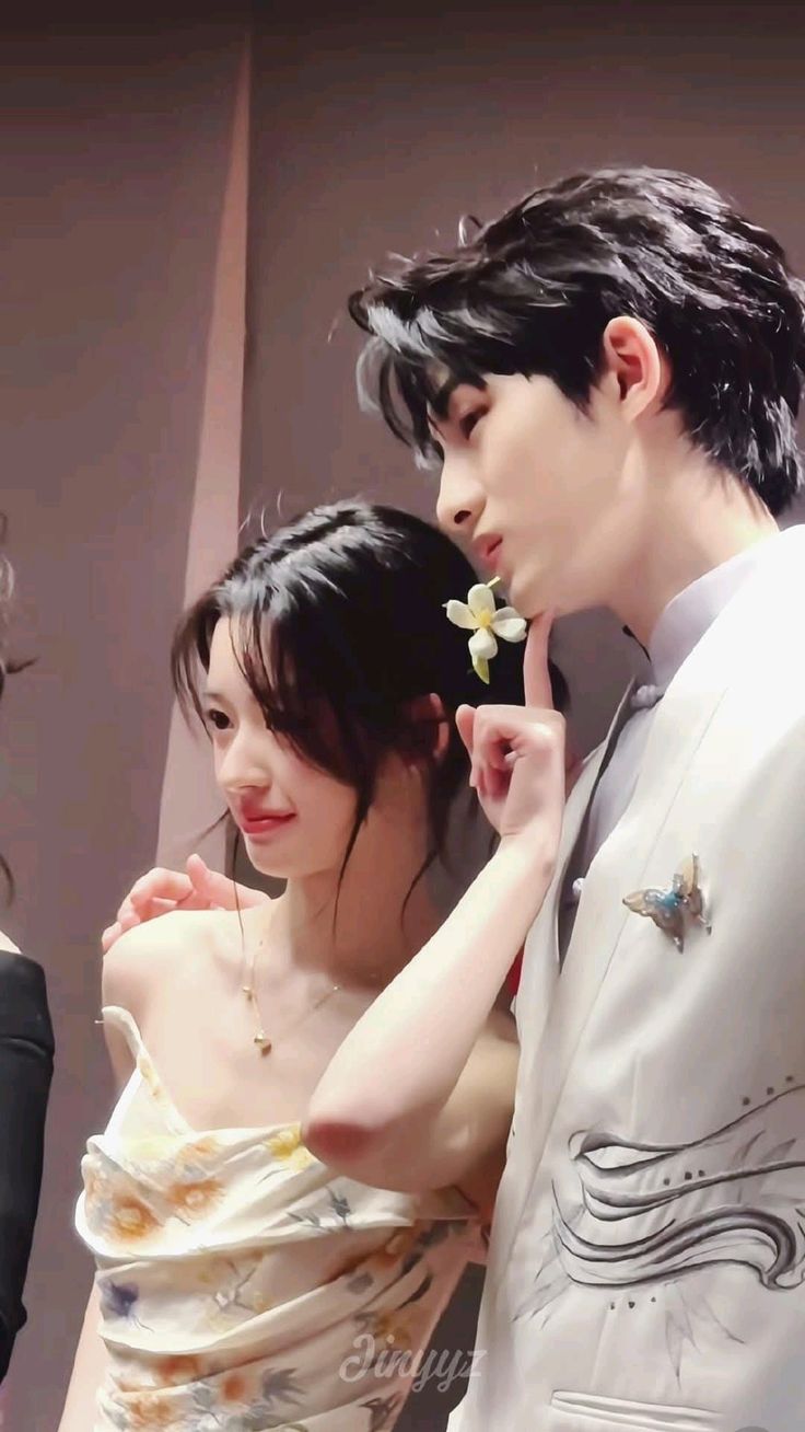 Ảnh Đế Là Bạn Hồi Nhỏ Của Tôi