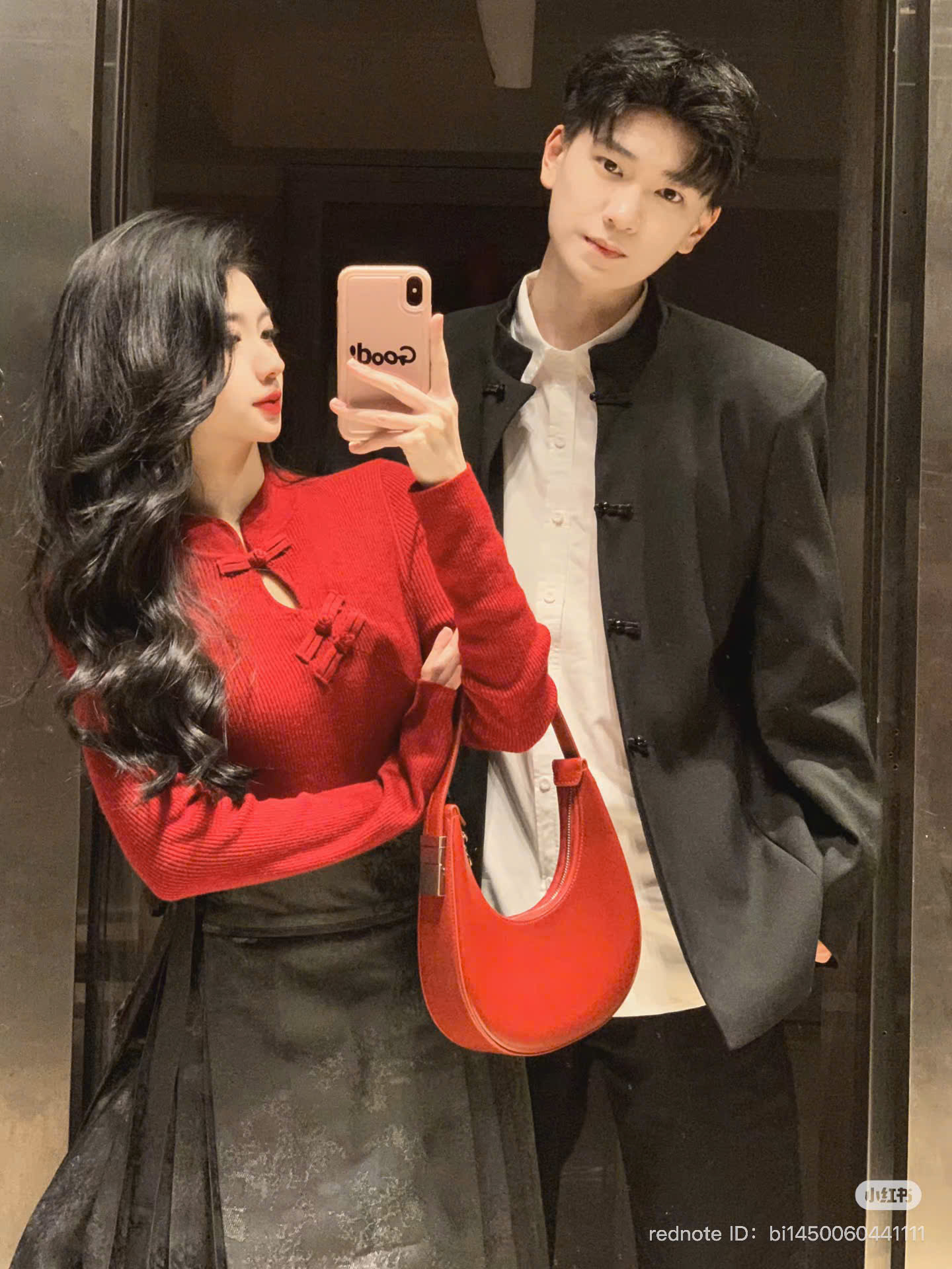 Xuyên Vào Tiểu Thuyết Truy Thê