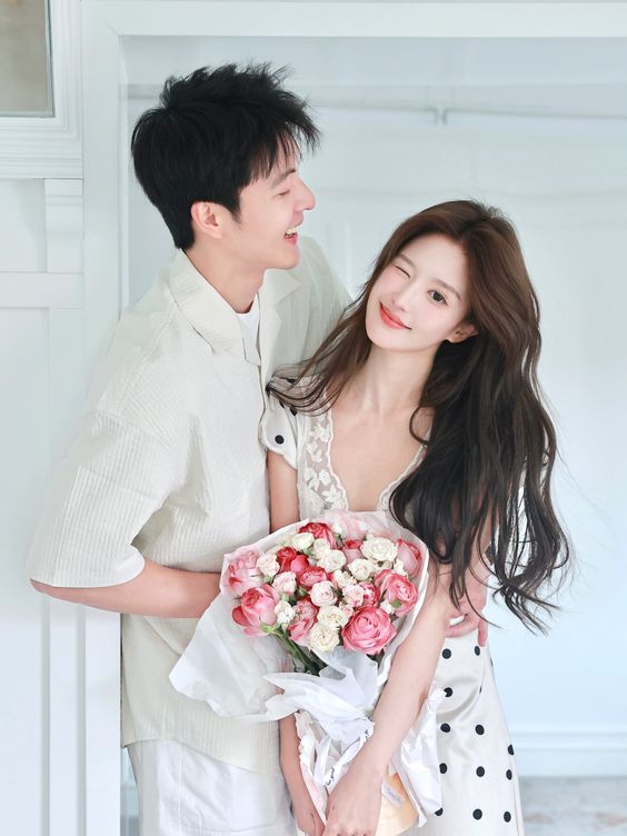 Bạch Nguyệt Quang Của Ảnh Đế
