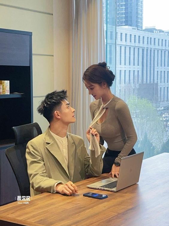 Cua Lại Vợ Yêu