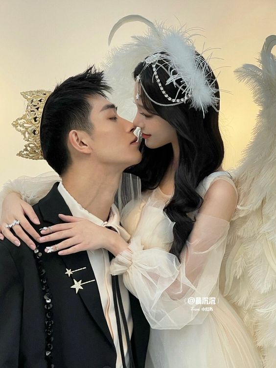 Ai Nói Bạch Nguyệt Quang Thì Không Thể Thay Thế