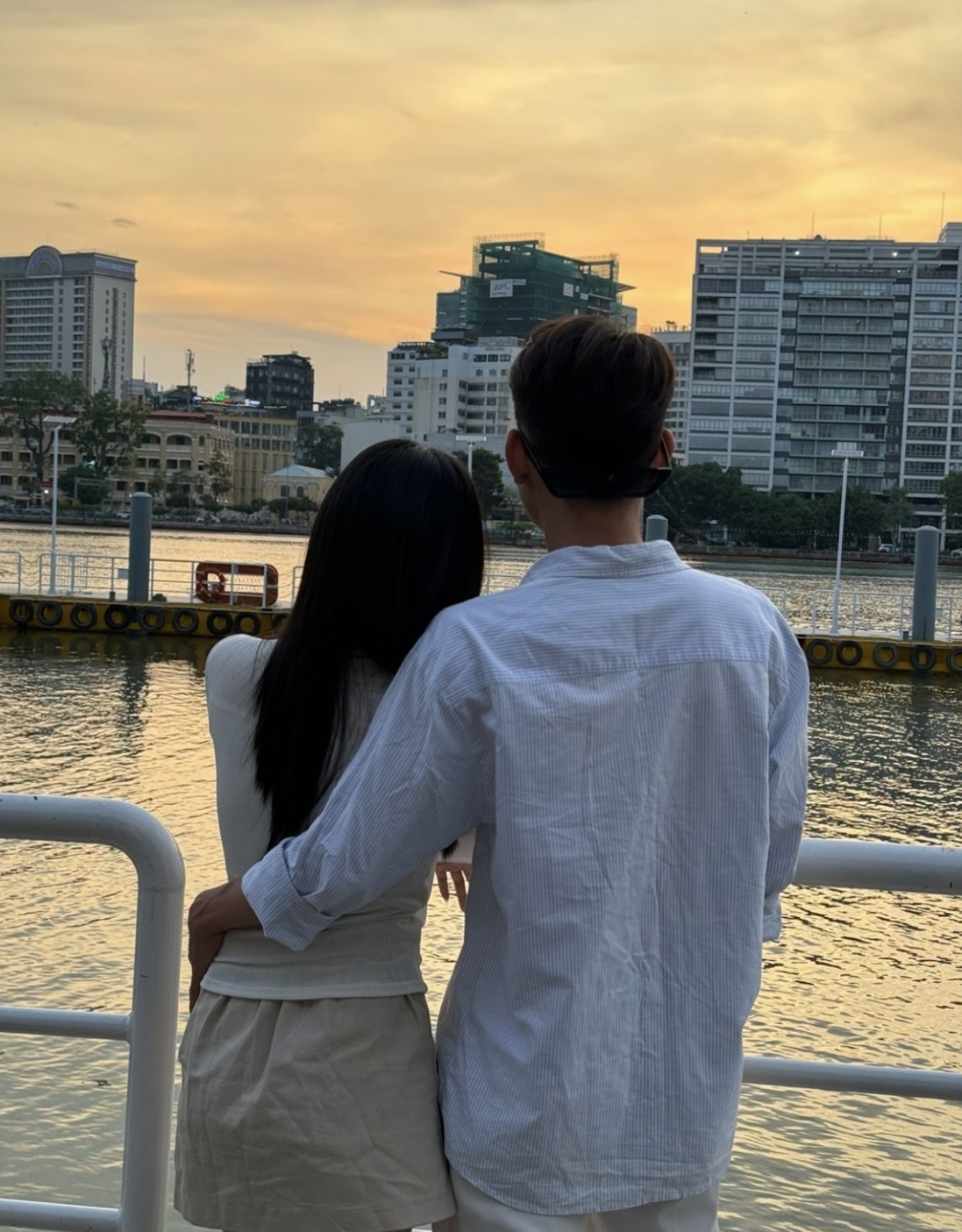 Con Trai Làm Vỡ Bình Hoa, Tôi Đề Nghị Ly Hôn Với Chồng