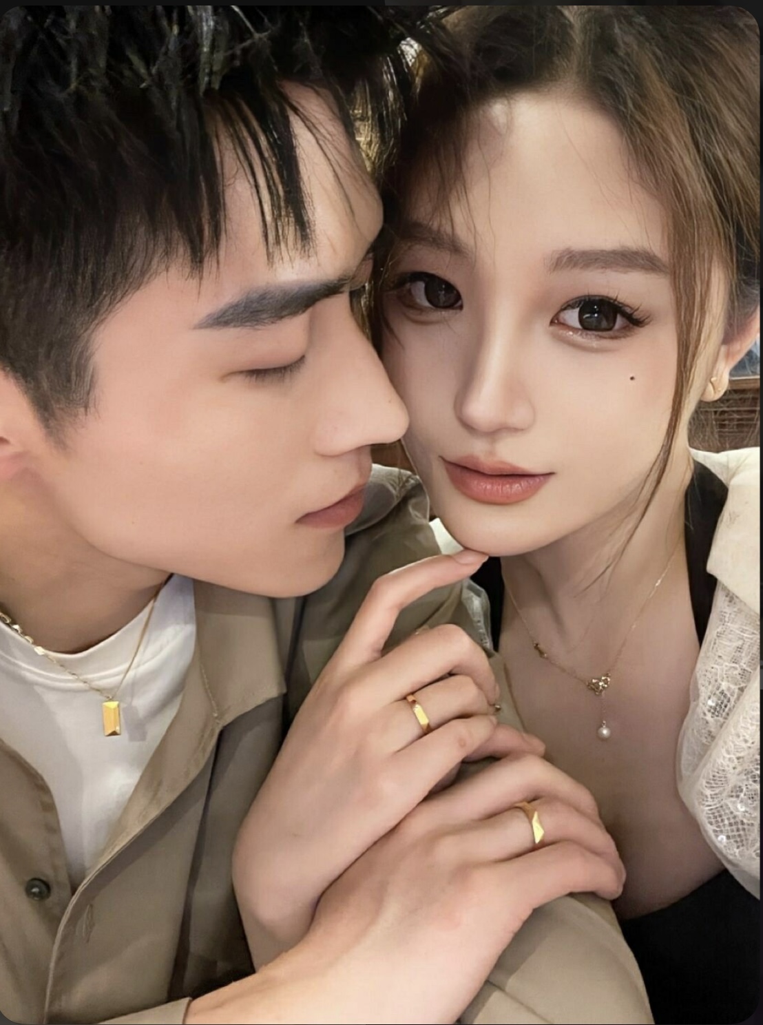 Tình Yêu Showbiz