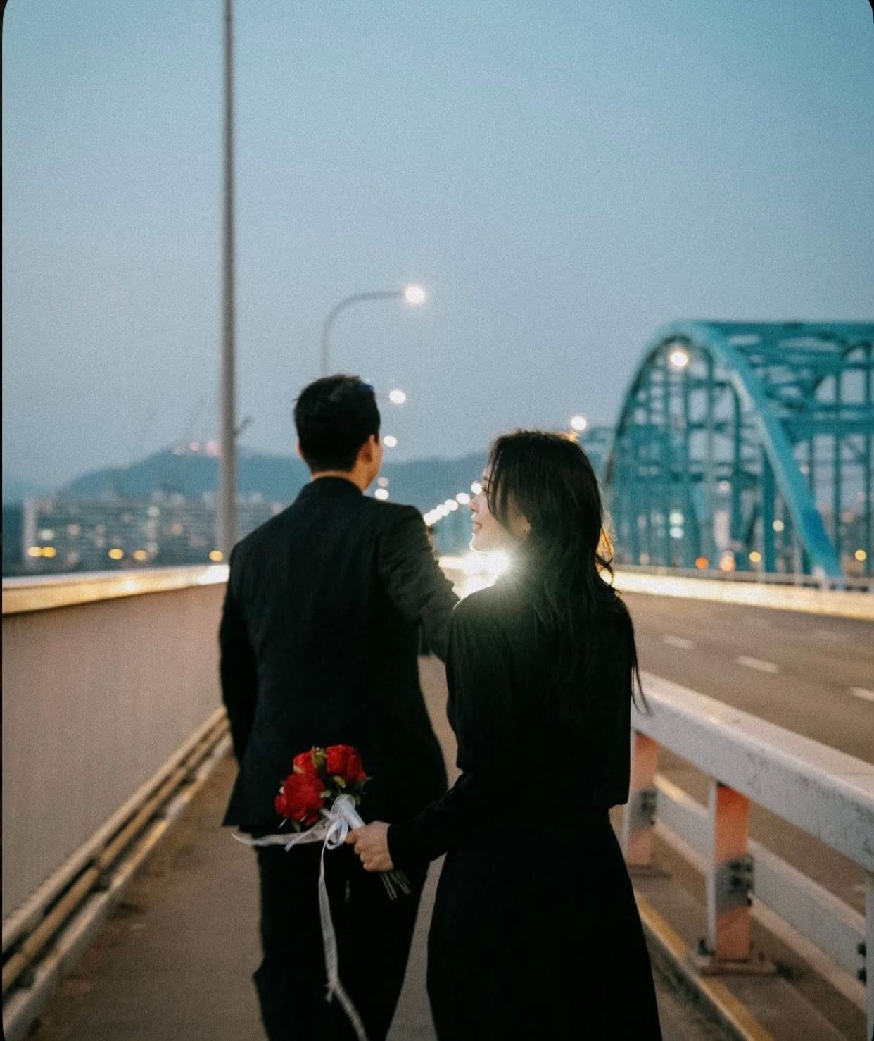 Chồng Được Khiêng Ra Từ Căn Hộ Tình Nhân