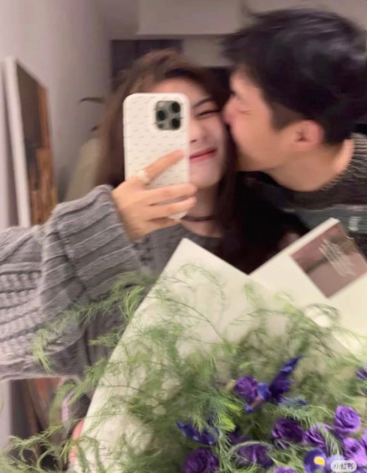 Hẹn Hò Với Giáo Sư