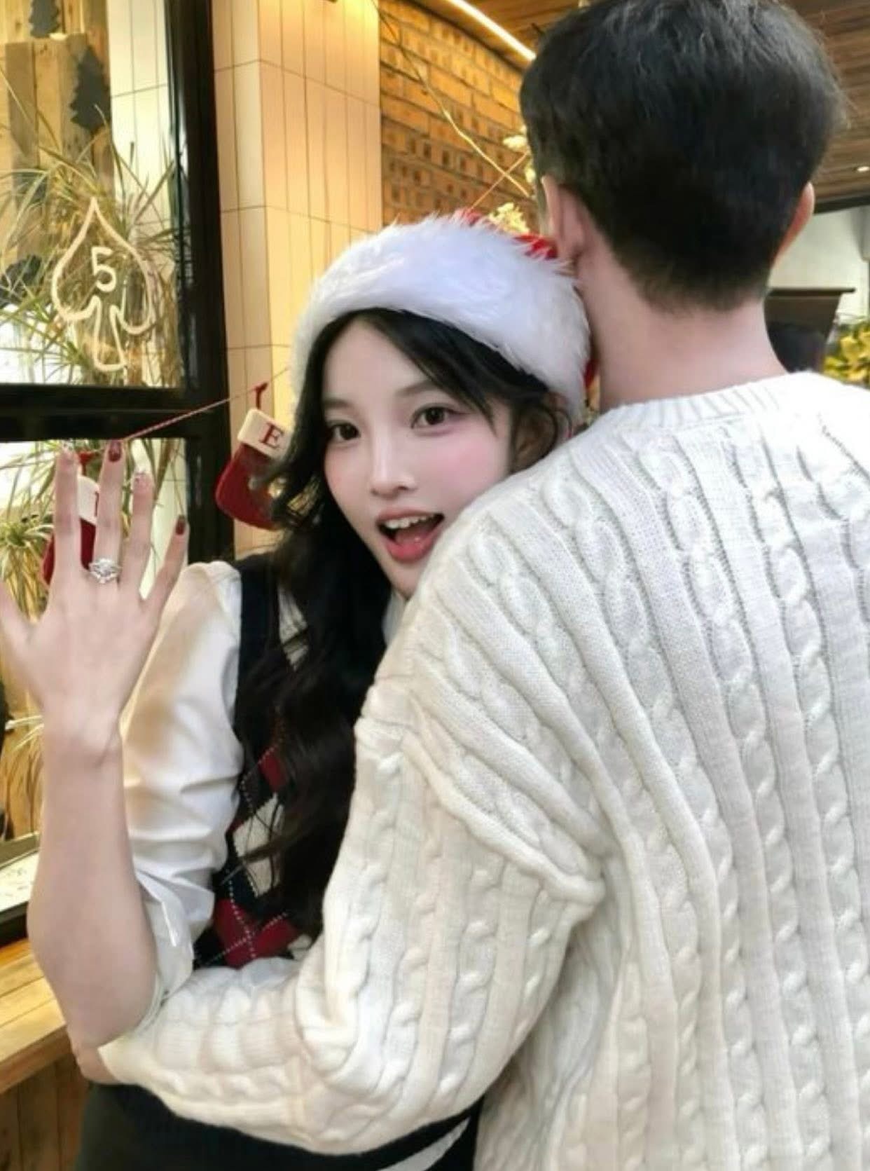 Thẩm Nguyệt