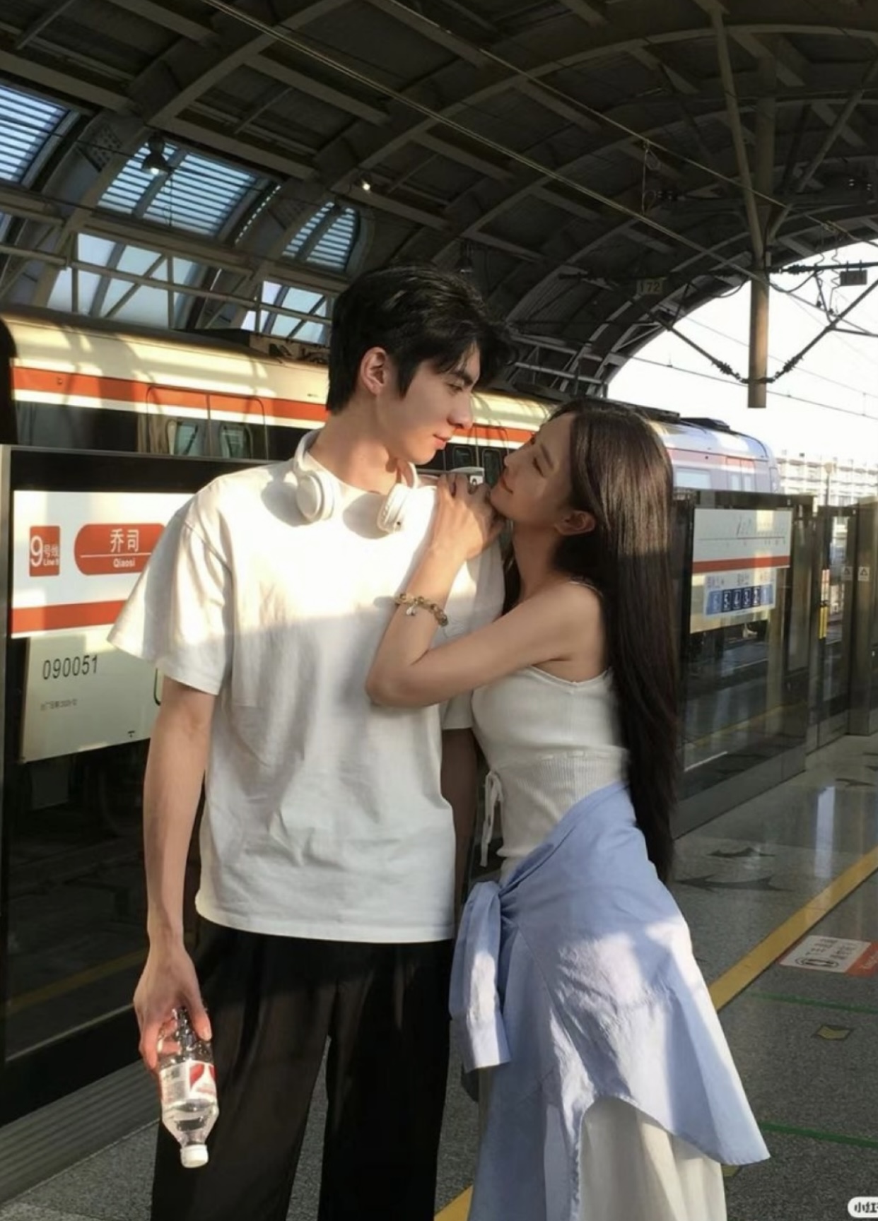 Bước Về Phía Anh Full