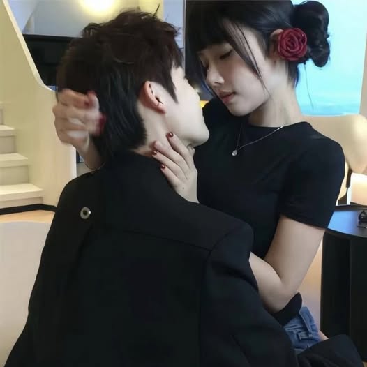 Mối Tình Vụng Tr Ộm