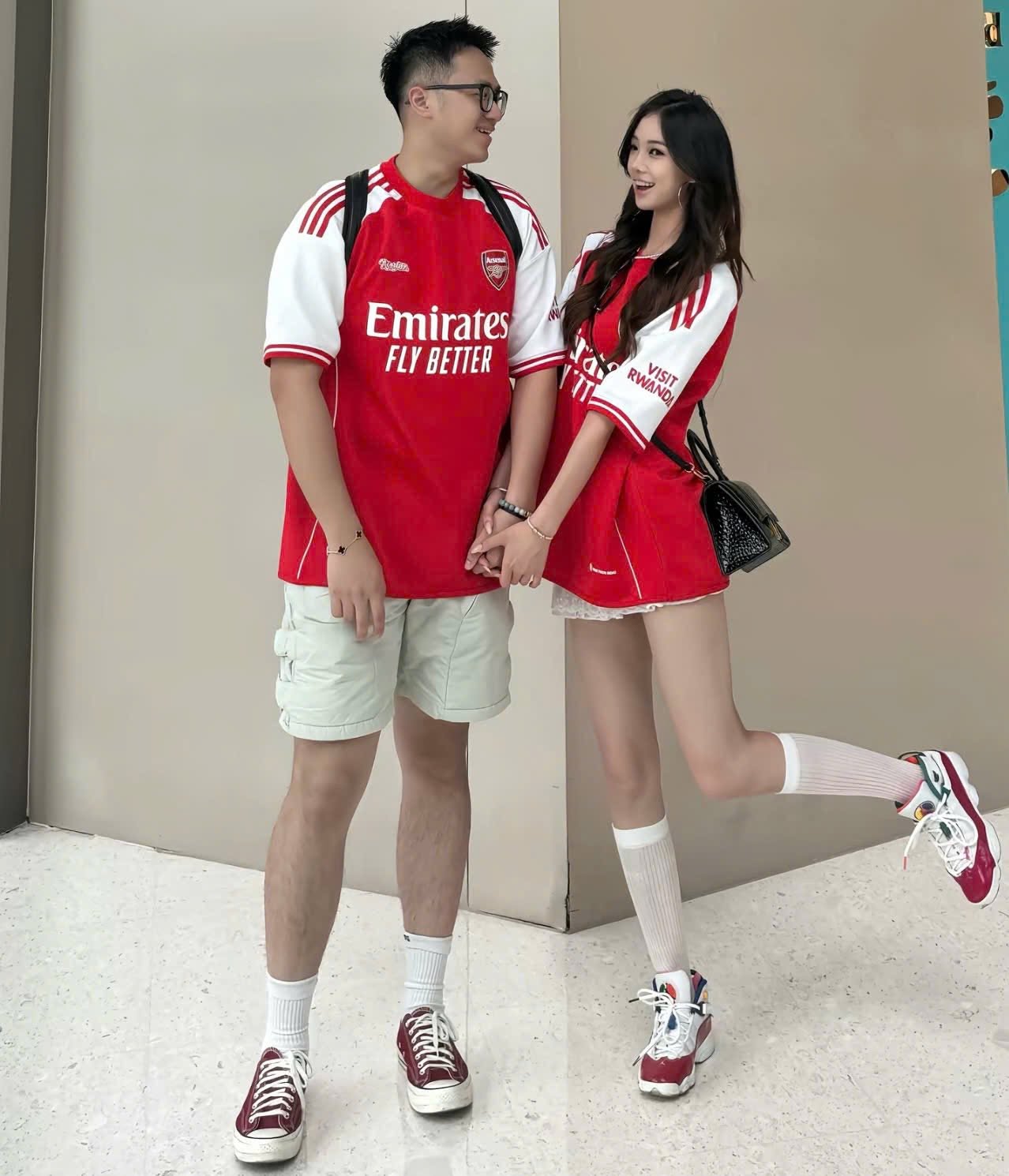 Ba Người Bạn Trai Qua Mạng Của Tôi
